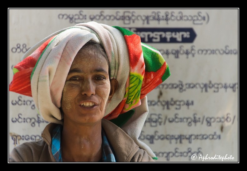 Myanmar portraits 093